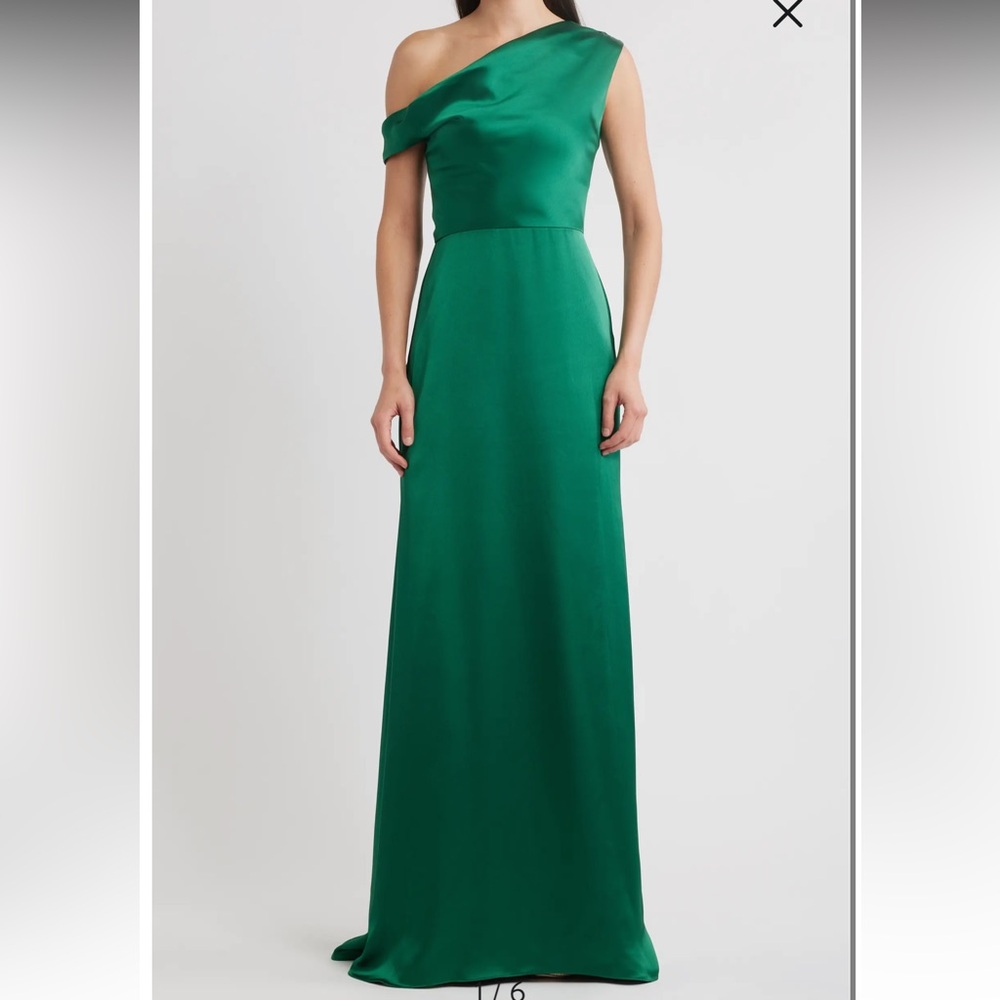 new Amsale Alden One-Shoulder Satin Gown emerald